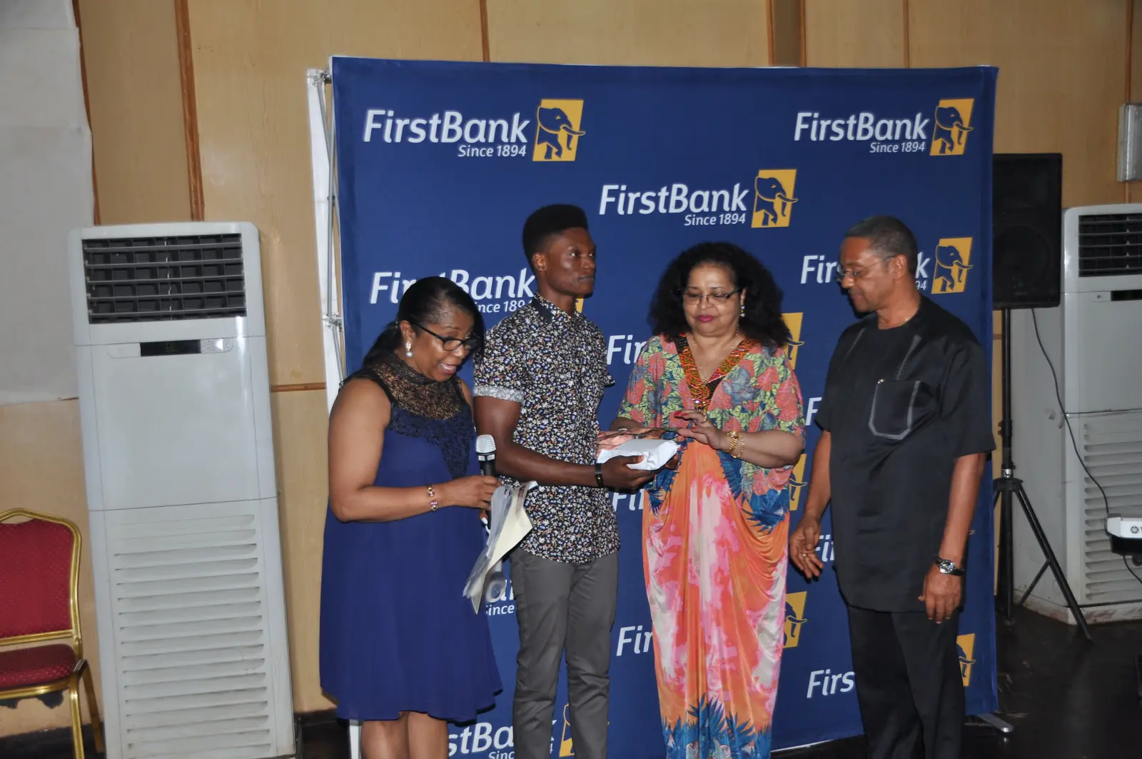 9th Grand Finale & Award Night, 2015